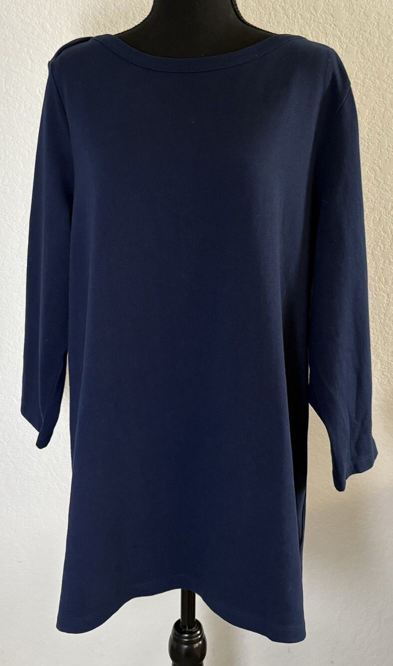 Lands’ End Navy Thick Knit Top Buttoned Down Back 3/4 Sleeves Size Large